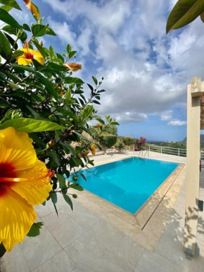 Mountain side oasis with view and pool